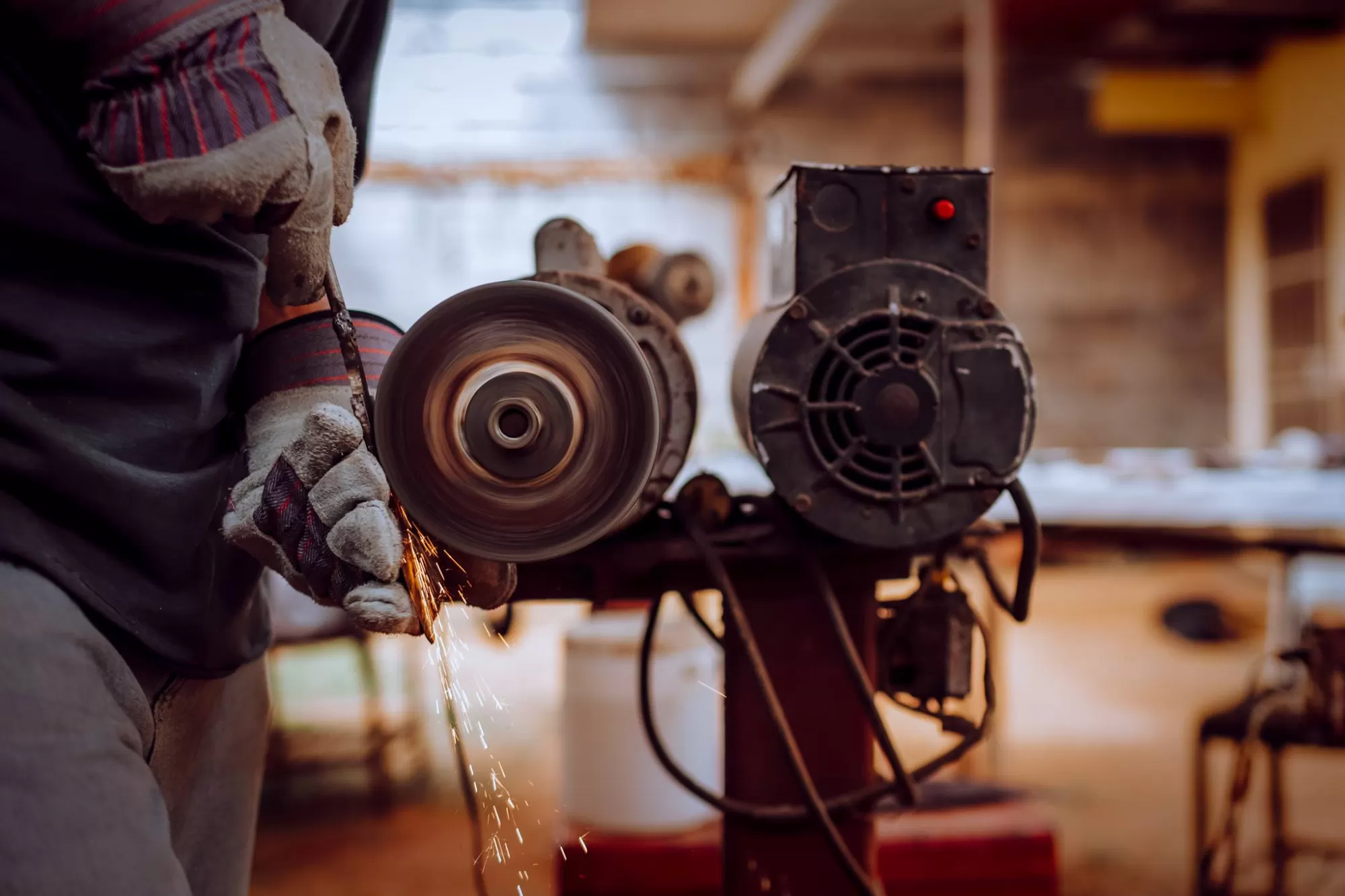 Fabbro Lavorazione ferro  LAVICOLAB Bologna Modena